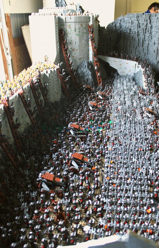 Lego lord of 2024 the rings helms deep