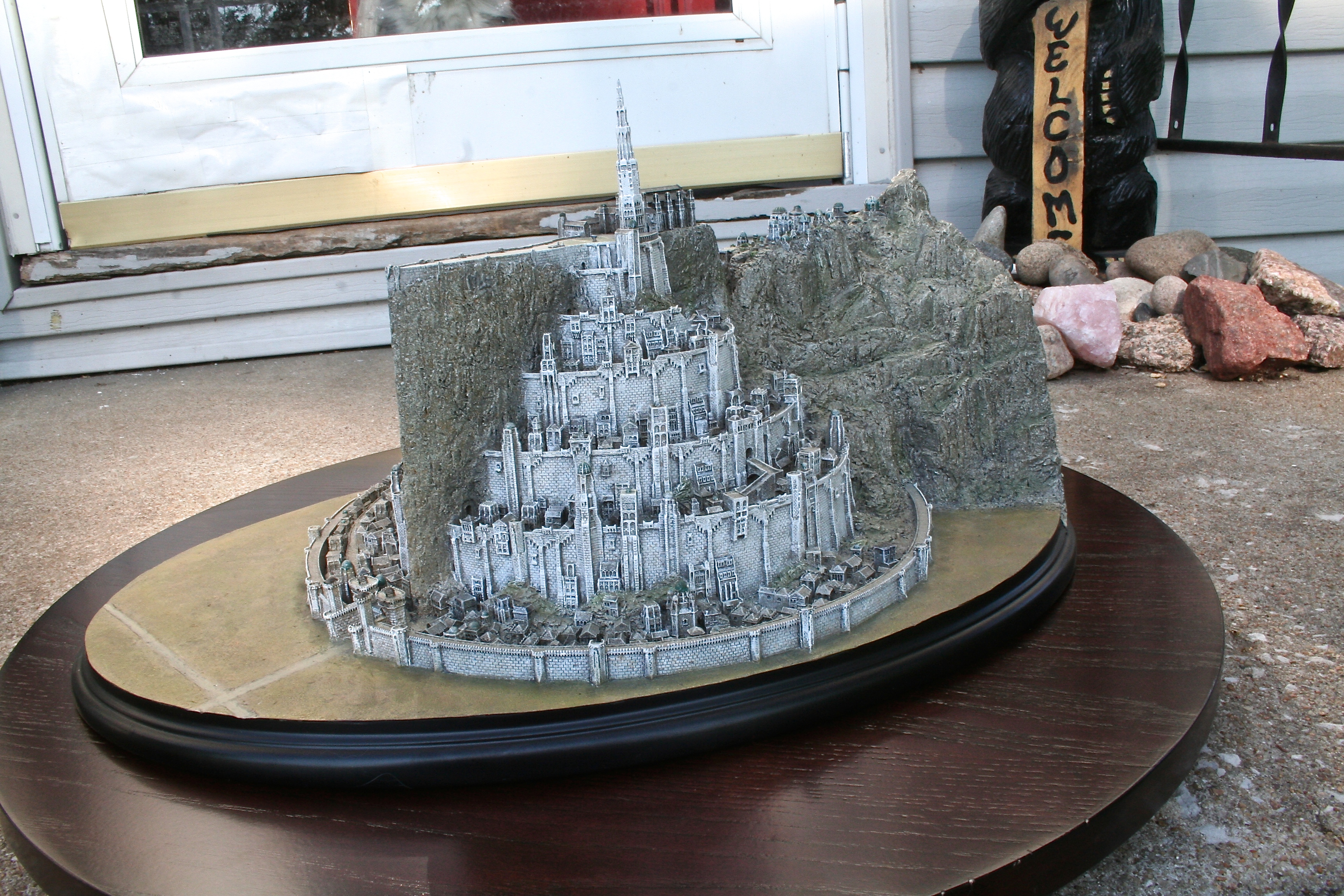 Amazing Minas Tirith Diorama : r/lotr