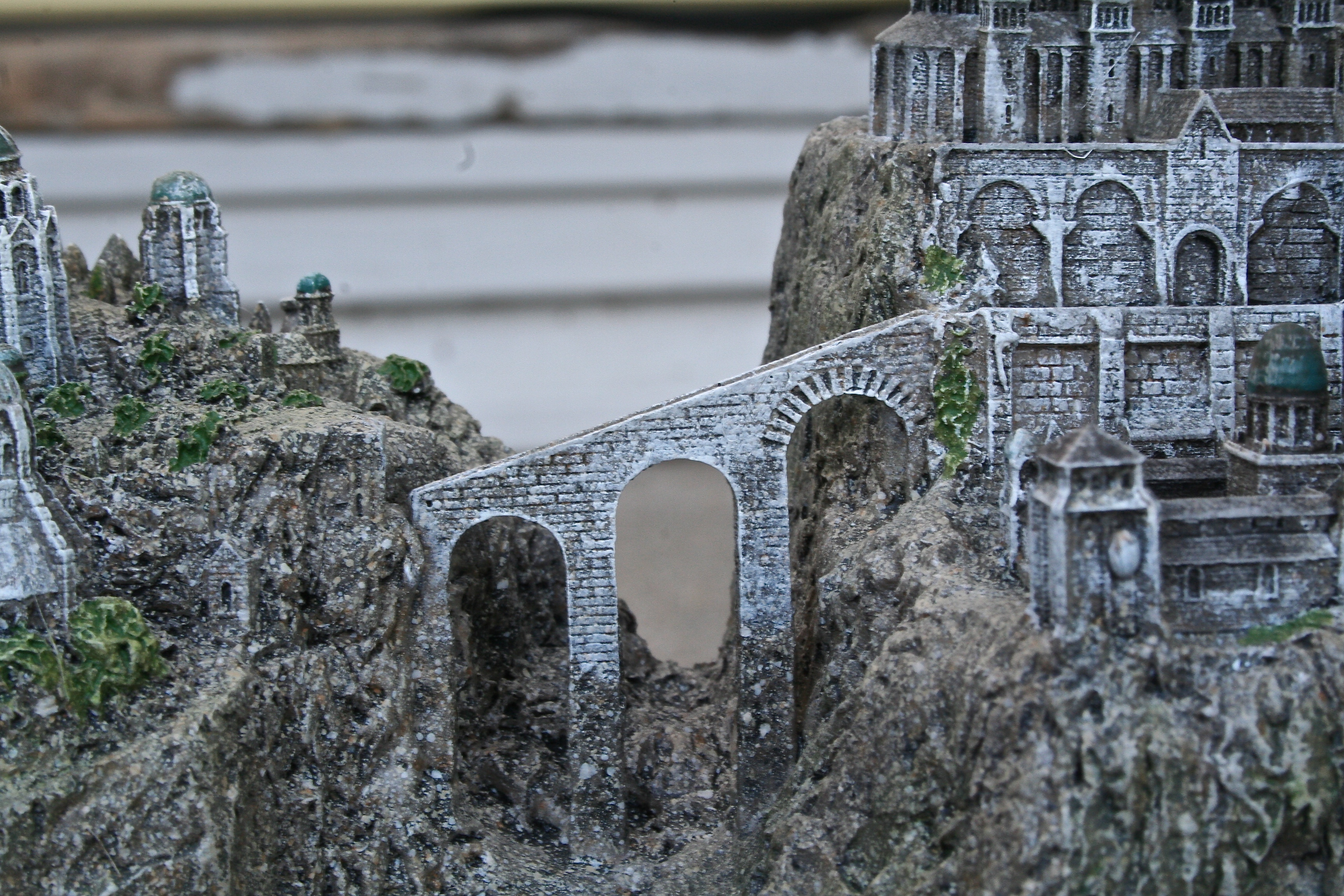 Collecting The Precious – Weta Workshop's Minas Tirith Review