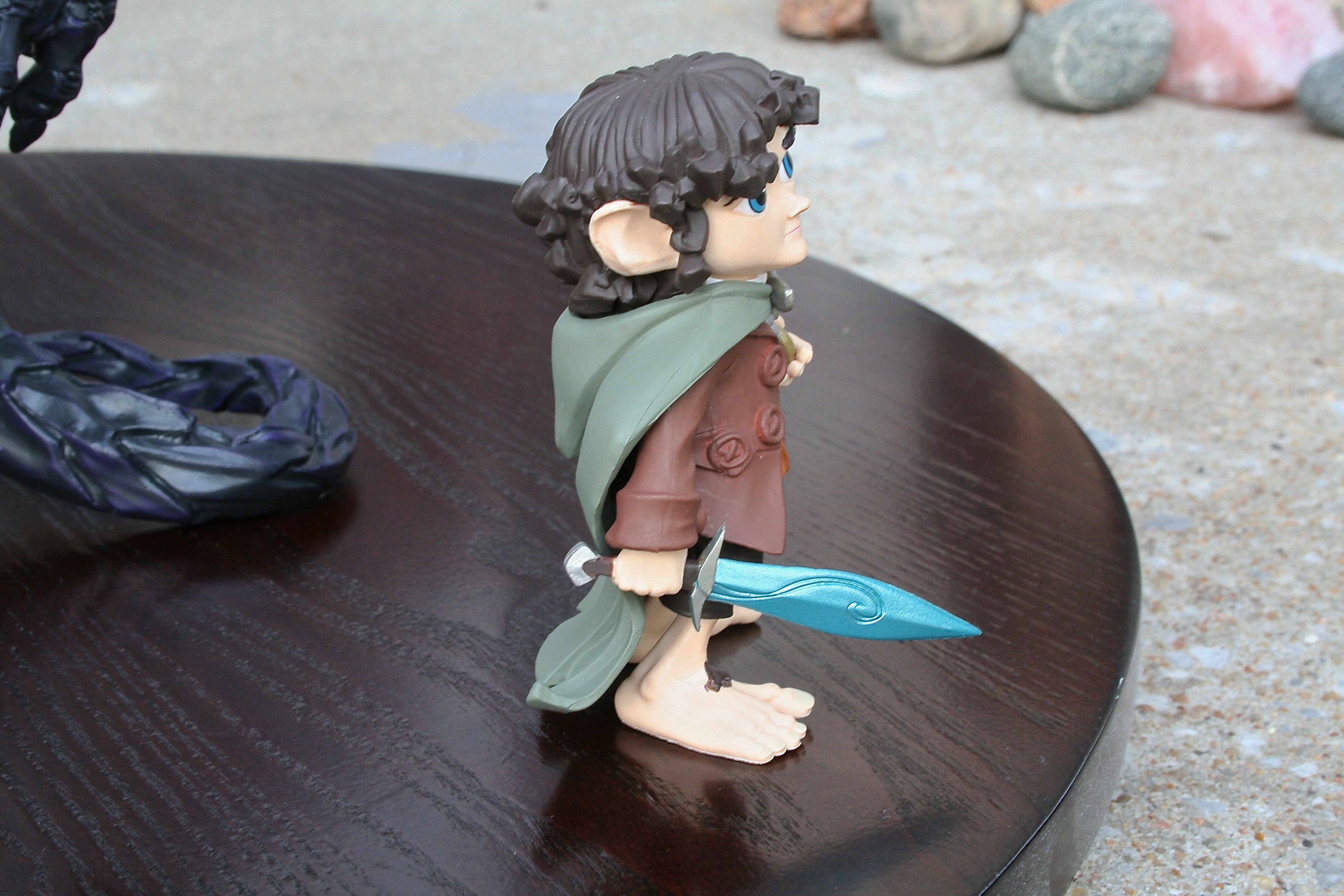 Mini Epics Weta Workshop Frodo Baggins Lord of the Rings Figure Lootcrate