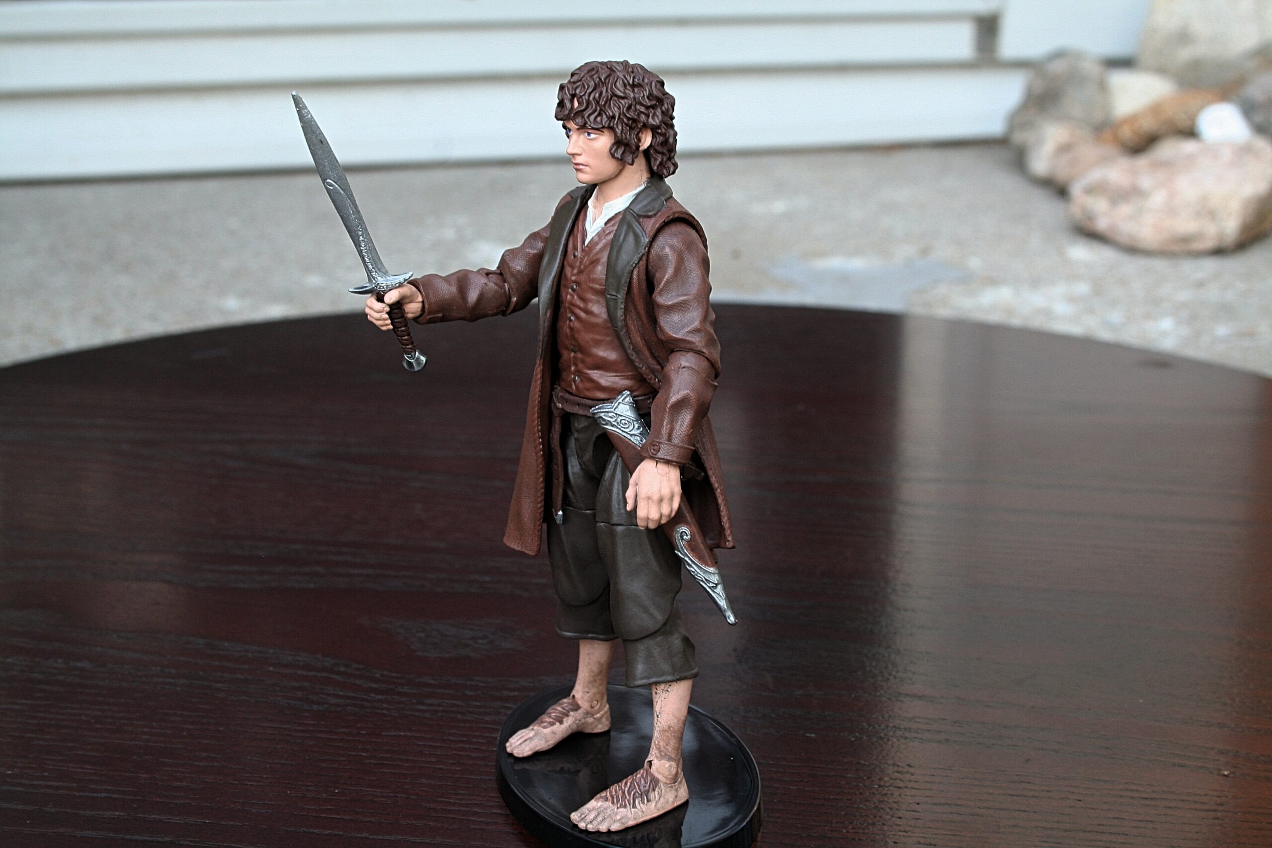 Collecting The Precious – Diamond Select Toys Aragorn, Frodo, and Moria Orc  Review